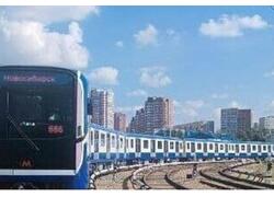 Новый пятивагонный поезд метро доставили из&nbsp;Мытищ в&nbsp;Новосибирск