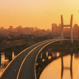 Новый мост изменил панораму Новосибирска: 114-метровый пилон над Обью